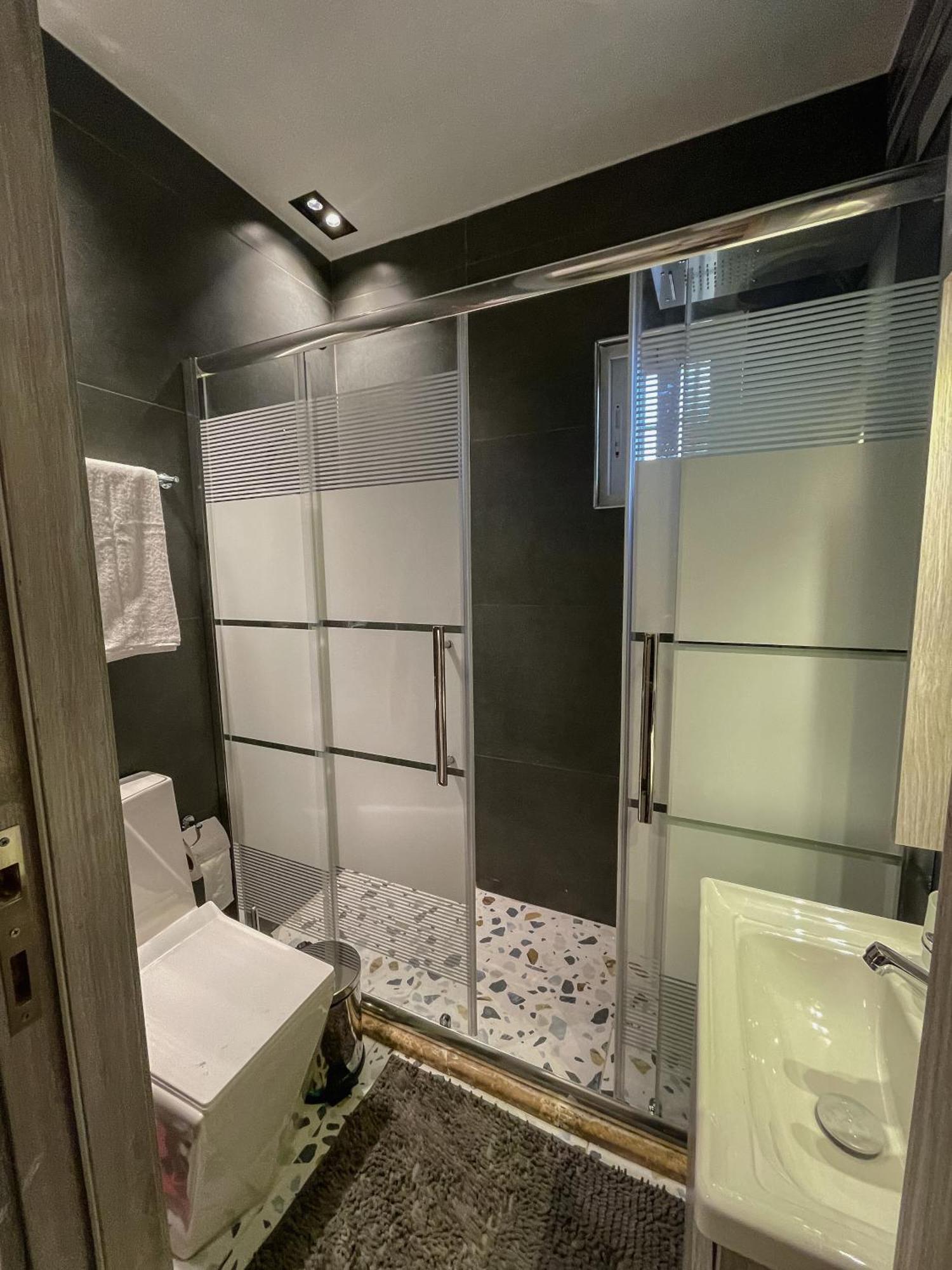 Hawari Group Apartment Аман Екстериор снимка
